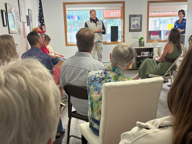 US Senate candidate promotes literacy as key economic tool